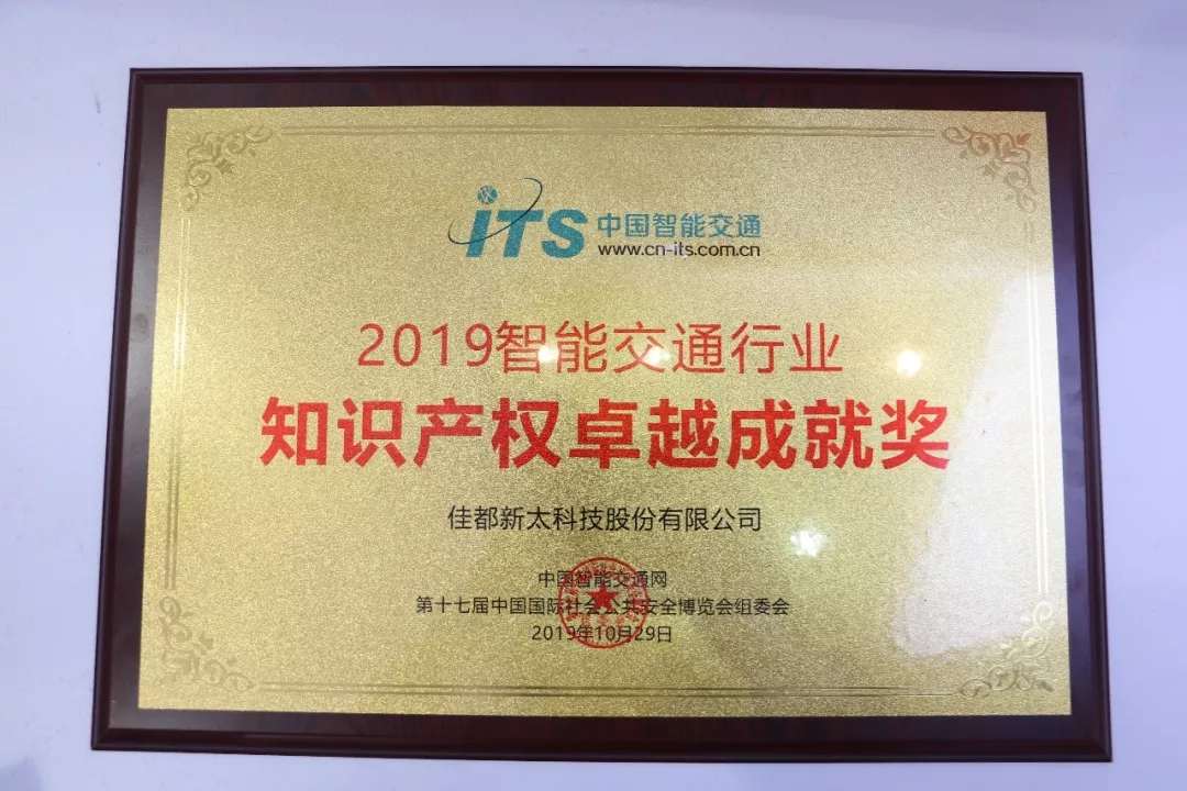 1573464958812009.jpg 640.webp (19).jpg